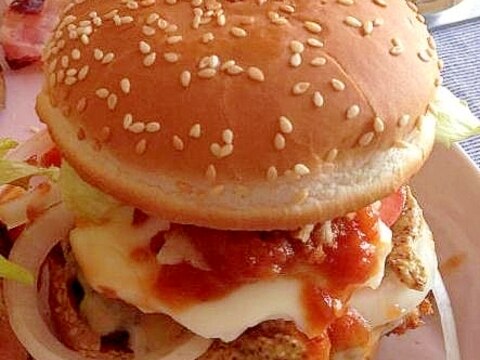 スパイシーサルサとろけるチーズinバーガー